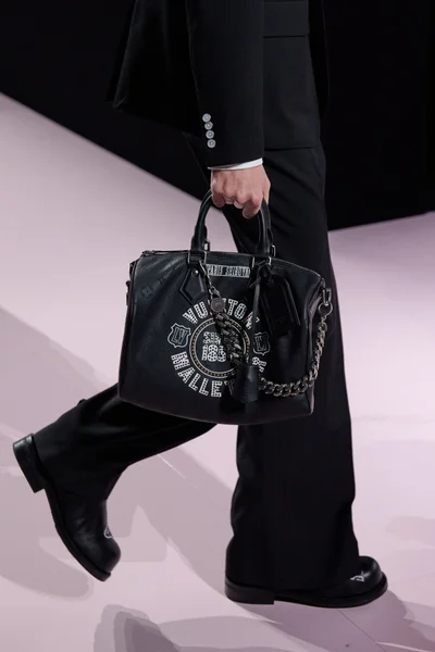 Look 154